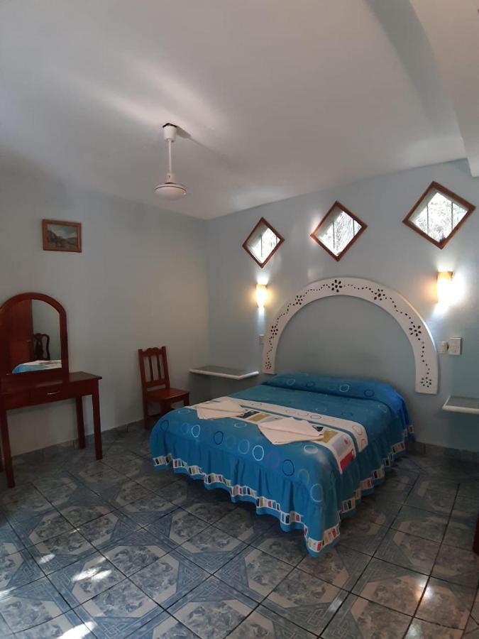 Hotel Cabanas Margarita & Ed Palenque Dış mekan fotoğraf